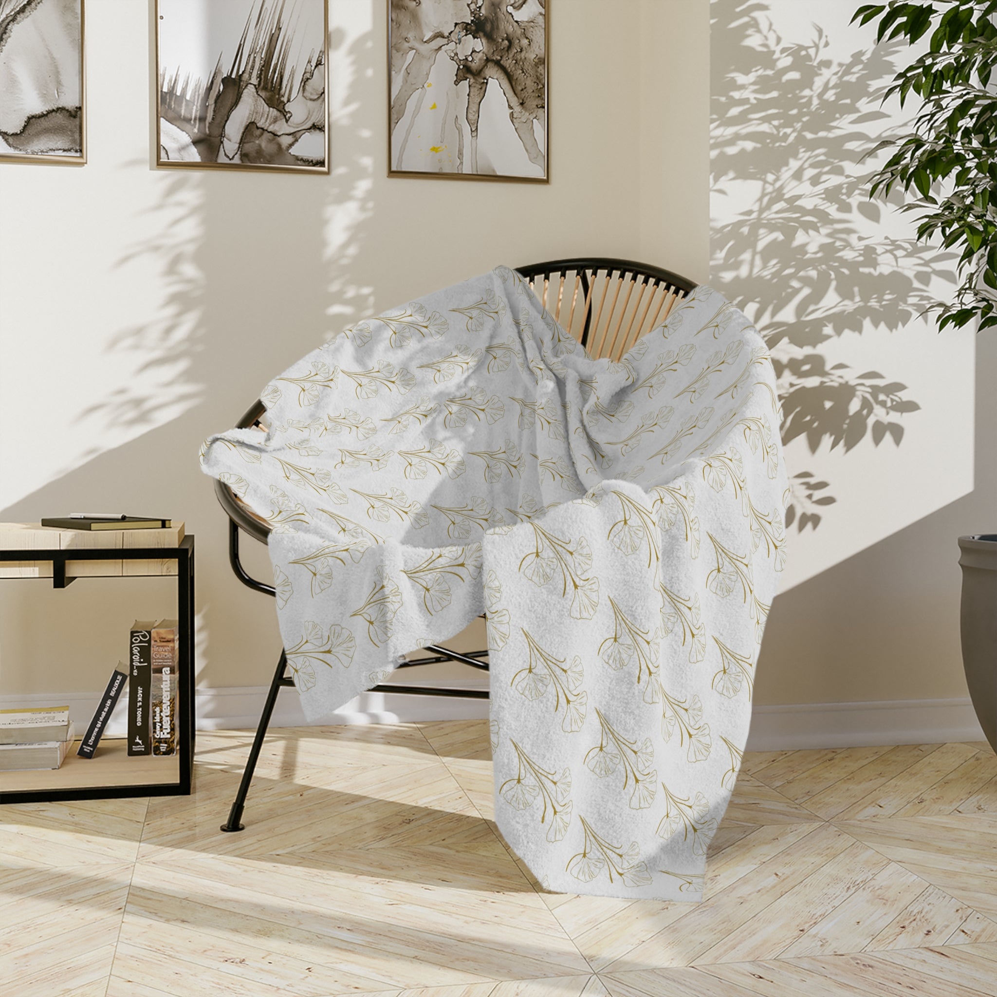 Botanical Gold Pattern Velveteen Microfiber Blanket