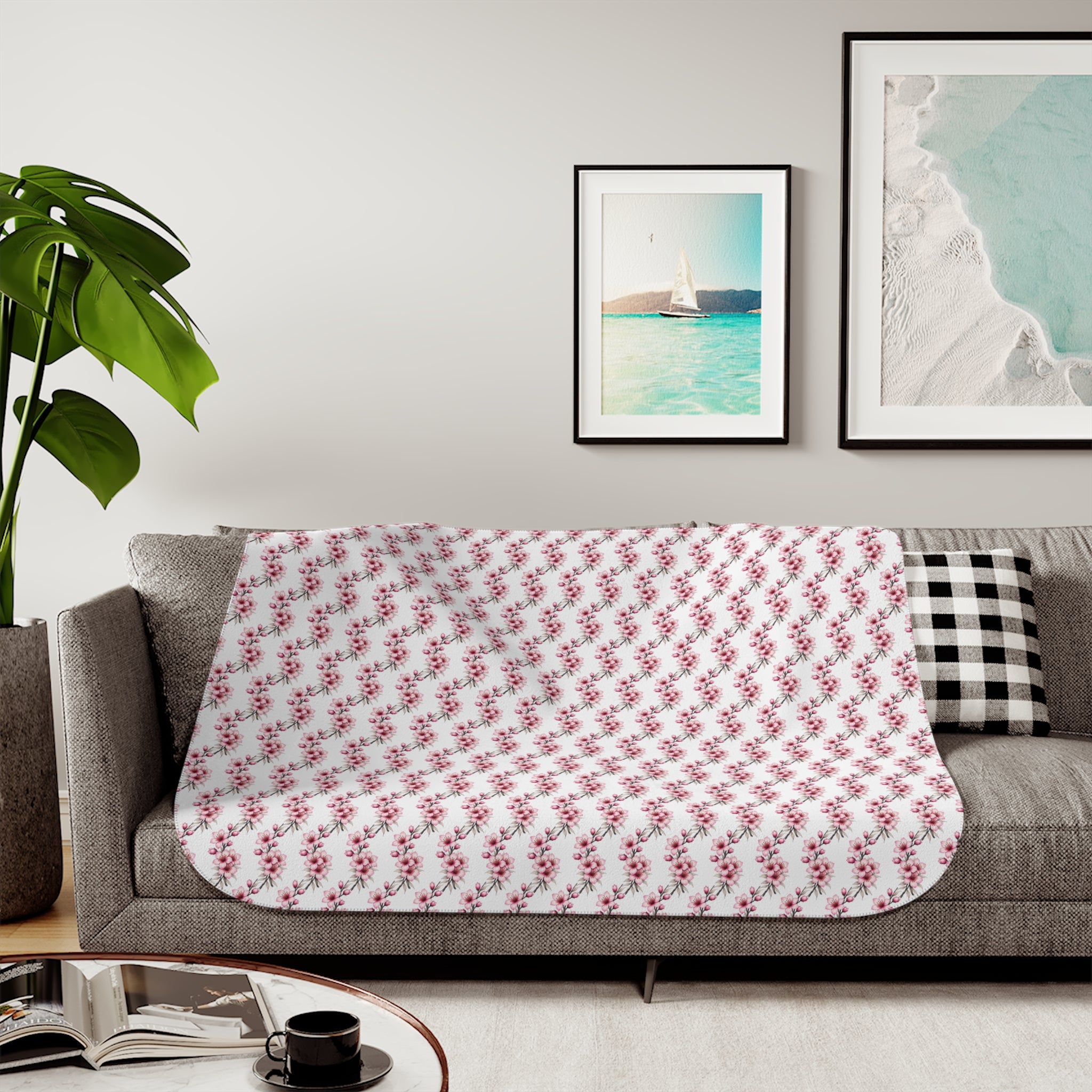 Cozy Sherpa Blanket — Reversible Plush Throw (Festive Mini Floral Pattern / Neutral Cream)