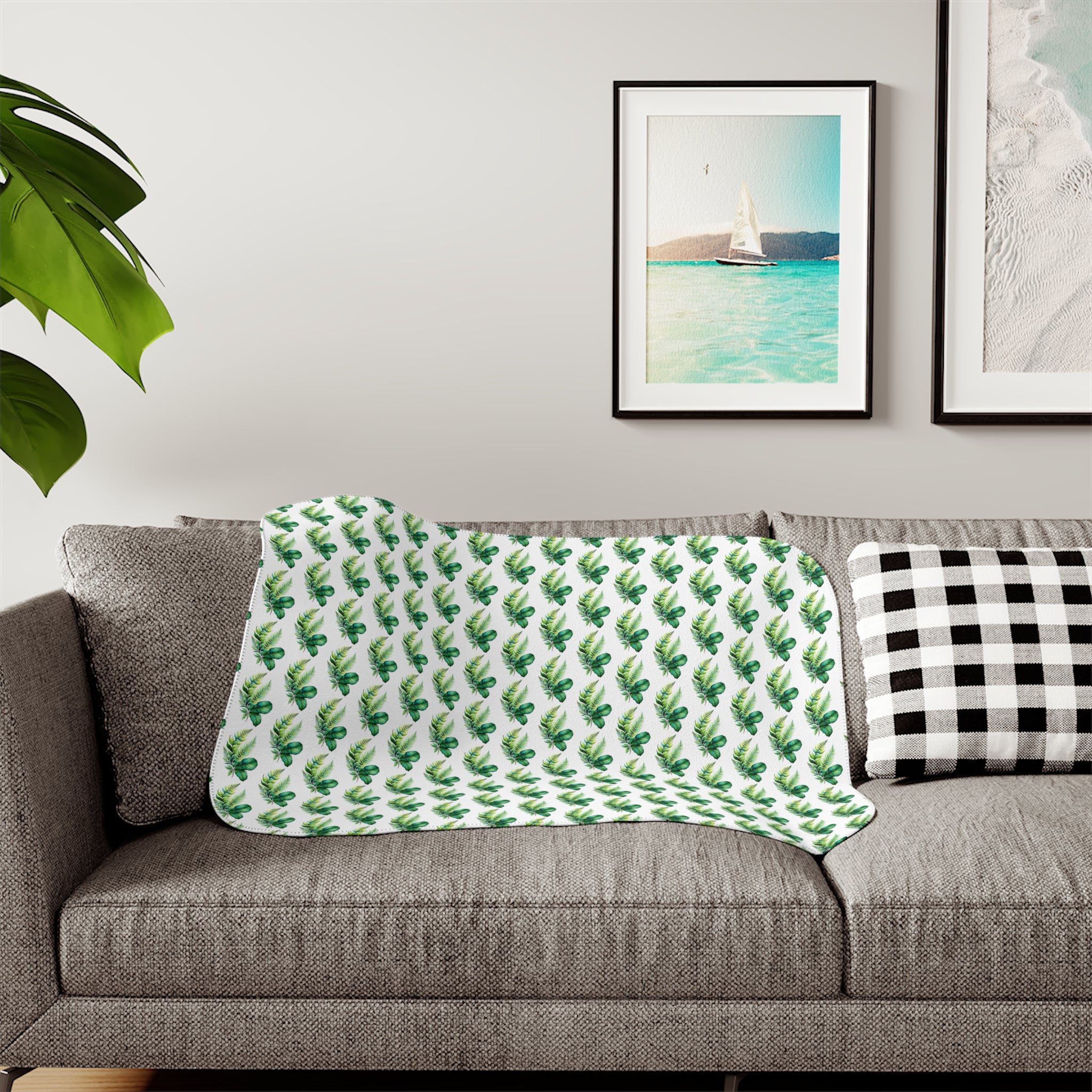 Tropical Palm Sherpa Blanket – Reversible Cozy Throw with Green Leaf Pattern