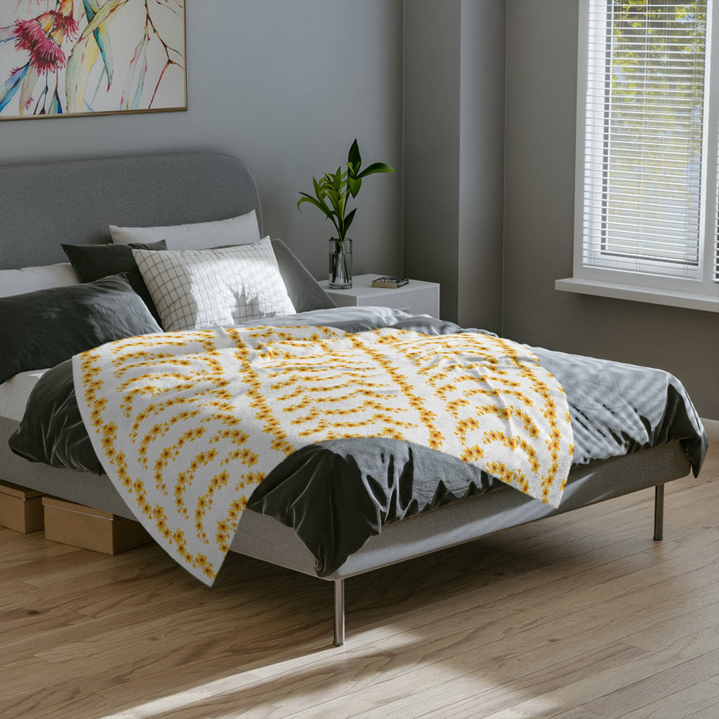Sunflower Ditsy Pattern Blanket — Cozy Velveteen Microfiber Throw