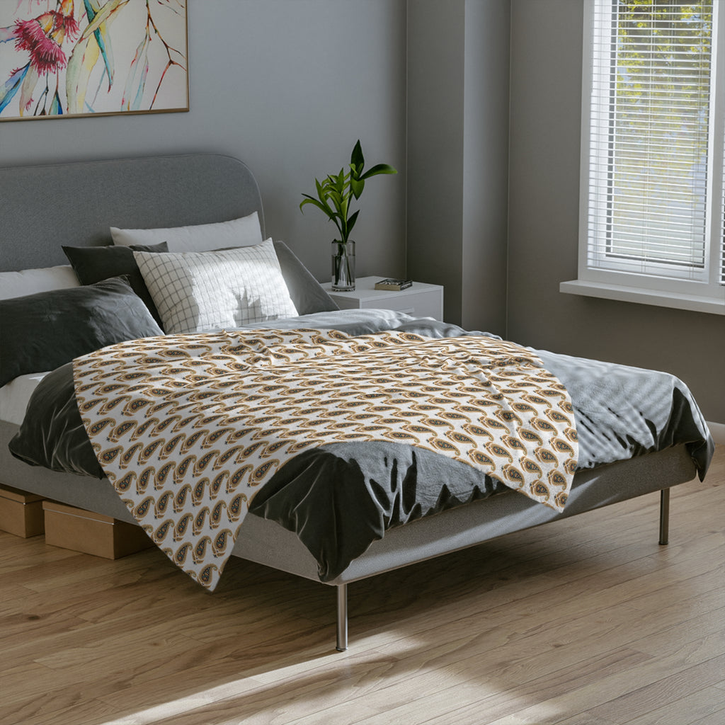Velveteen Microfiber Blanket — Golden Paisley Pattern Cozy Throw