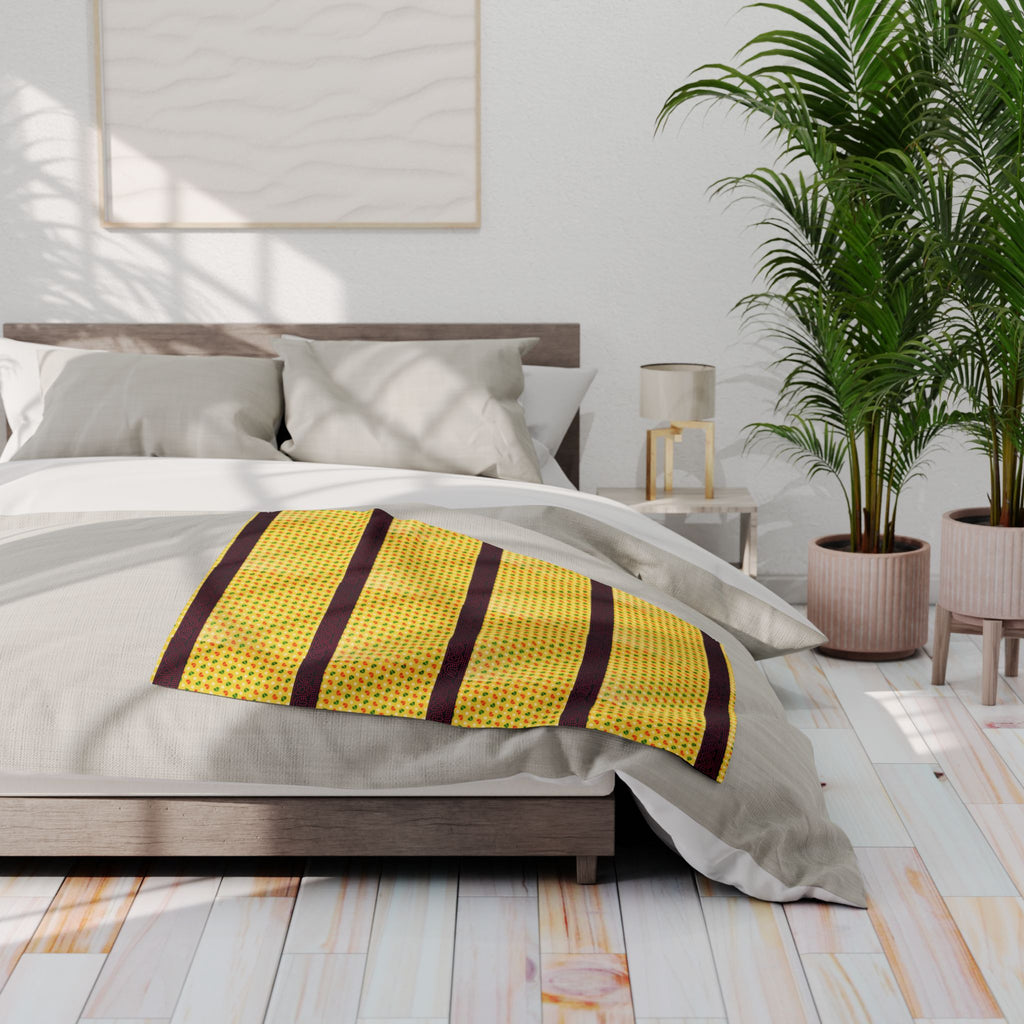 Arctic Fleece Blanket — Yellow Stripe Cozy Throw