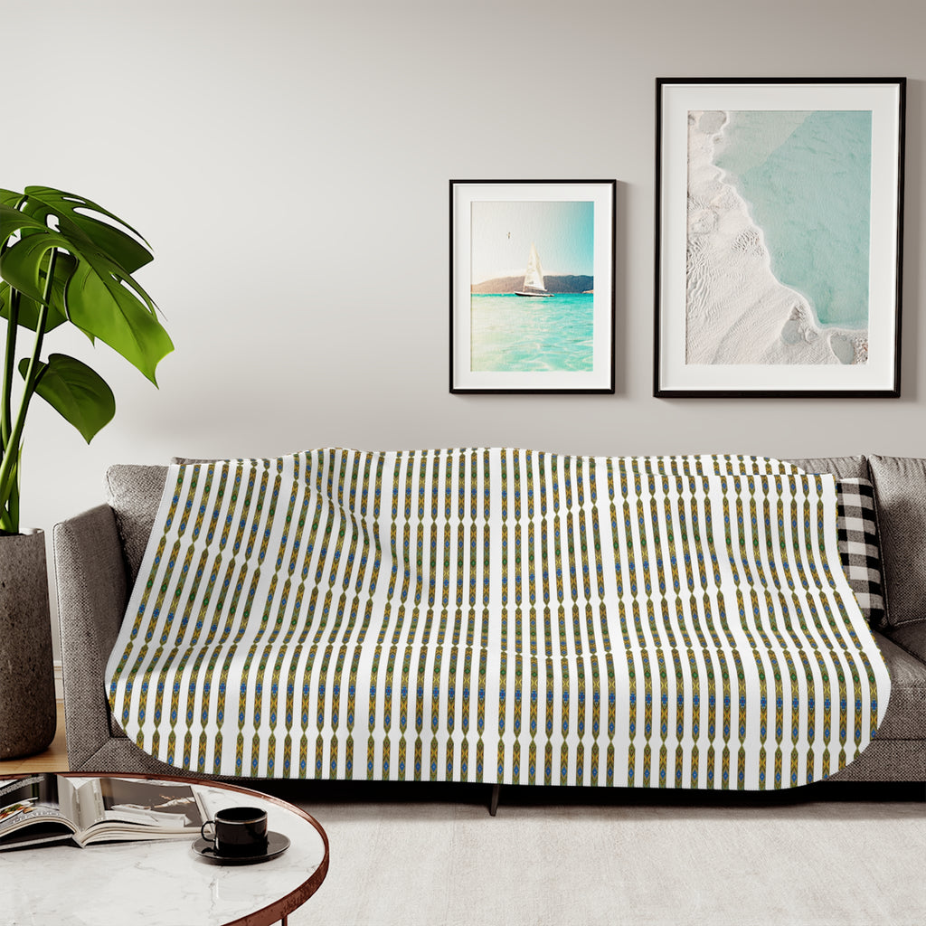 Cozy Plaid Sherpa Blanket — Reversible Beige Fleece Throw for Living Room & Gift
