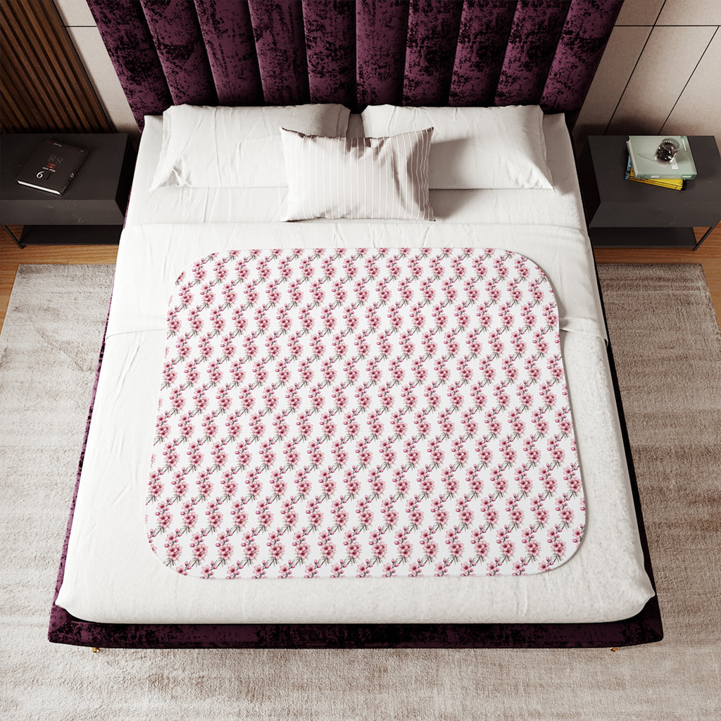 Cozy Sherpa Blanket — Reversible Plush Throw (Festive Mini Floral Pattern / Neutral Cream)