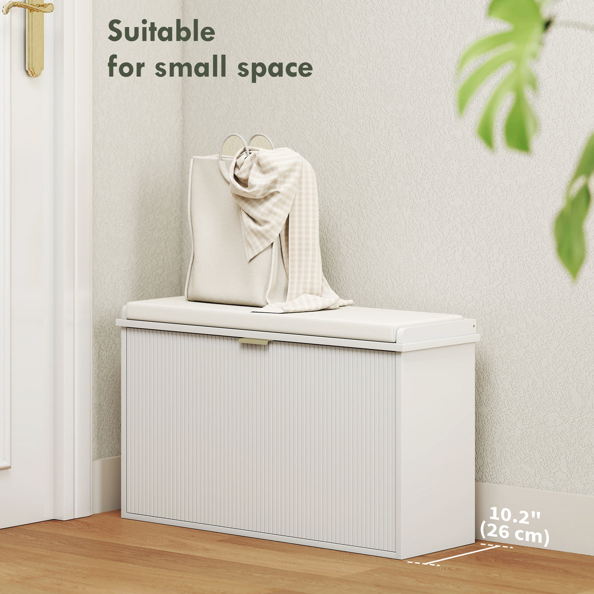 ኣብ መእተዊ ዝተዳለወ መንበር ምስ ለስሊስ መንበርን ዝምለስ መሳልብን፣ ክሳብ 265 ፓውንድ ዝሕዝ፣ ን8 ጥንዶች ጫማታት ዝሕዝ መደብቂ ጫማታት፣ ጻዕዳ
